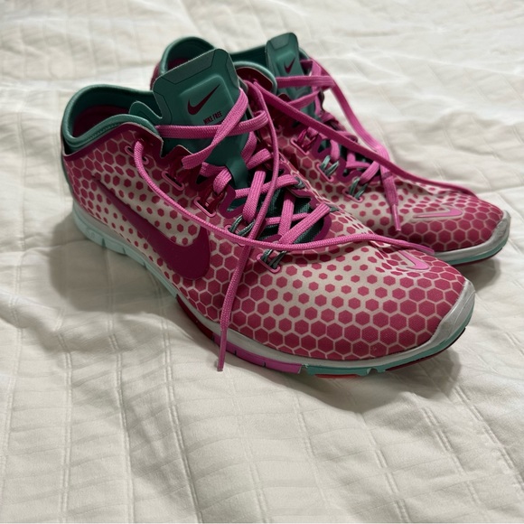 Nike Shoes - Size 10 Nike Free TR Connect 2